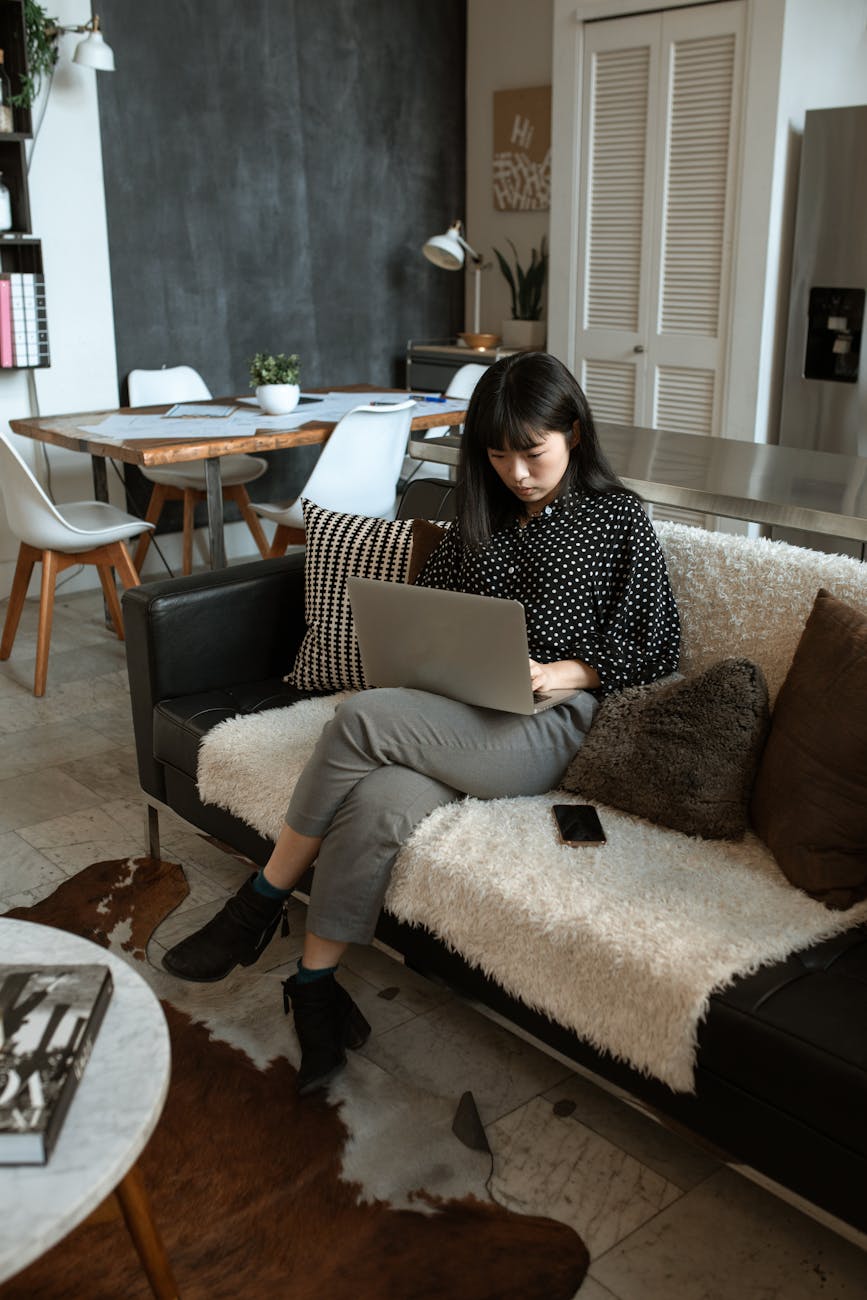 Transform Your Financial Journey with Habit Trackers